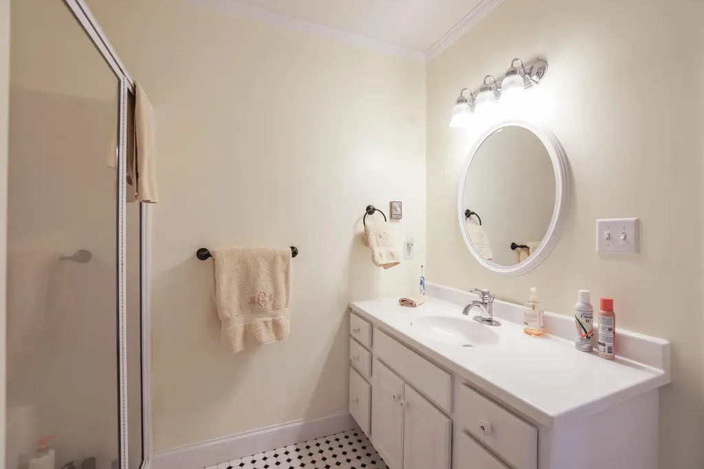 25 Quail Run Kennebunk ME 04043