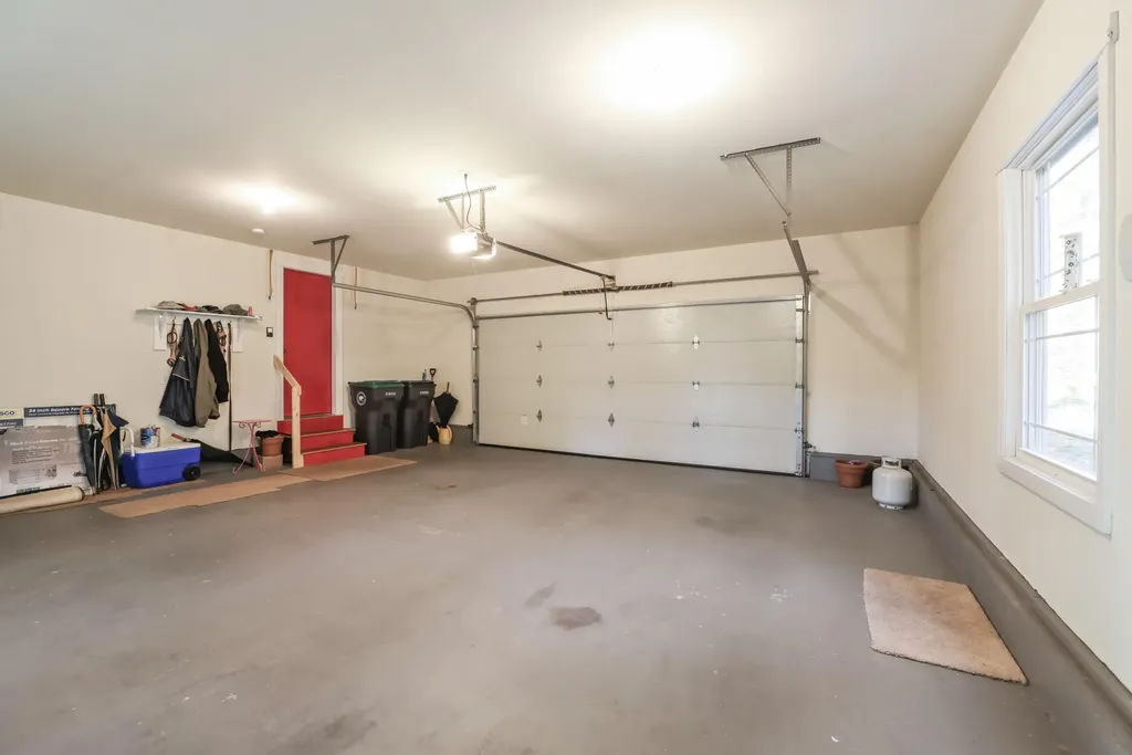 25 Quail Run Kennebunk ME 04043