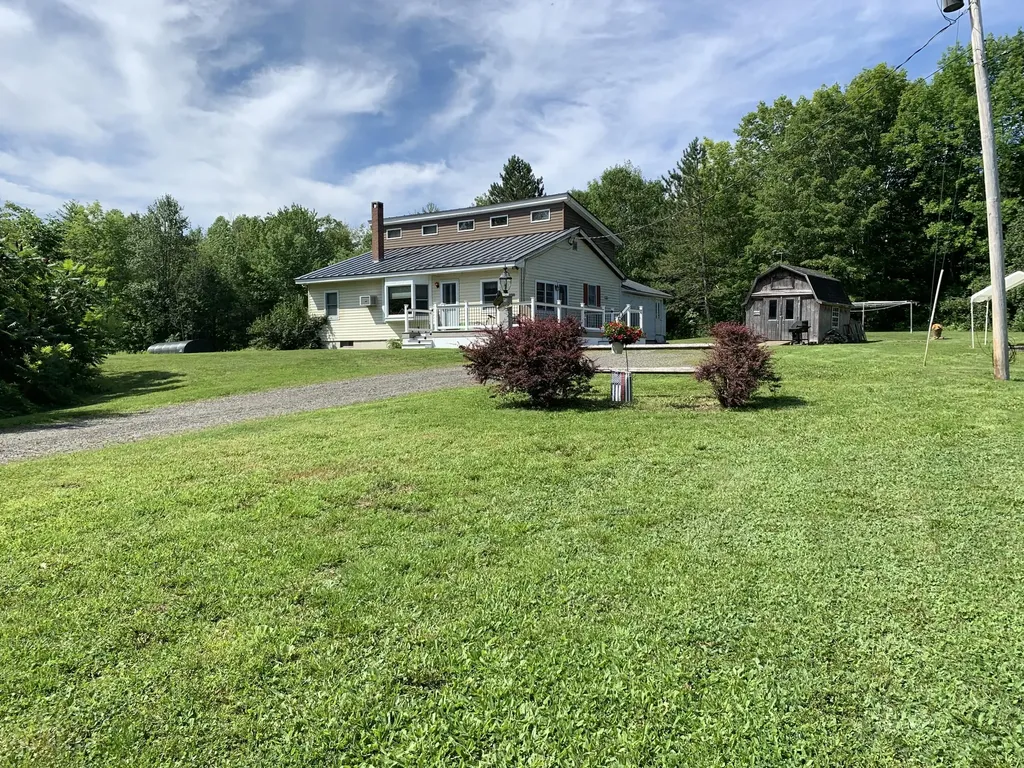 843 East Benton Road Benton ME 04901