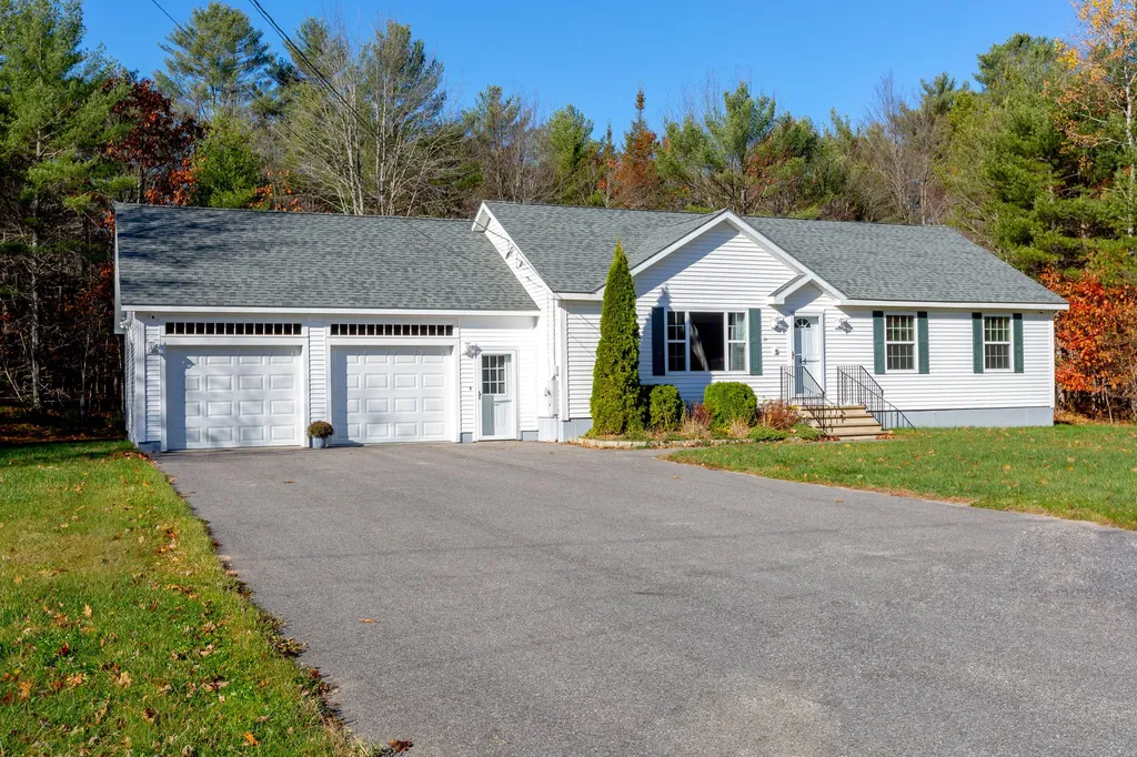 44 Beech Street Lisbon ME 04250