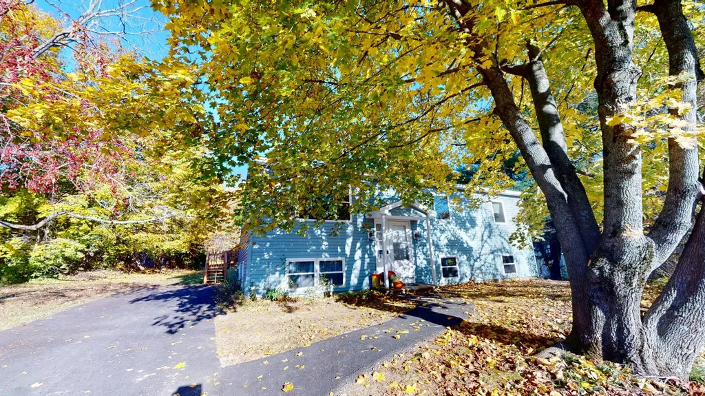 467 Court Street Auburn ME 04210