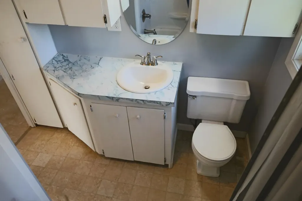 638 Main Road Eddington ME 04428