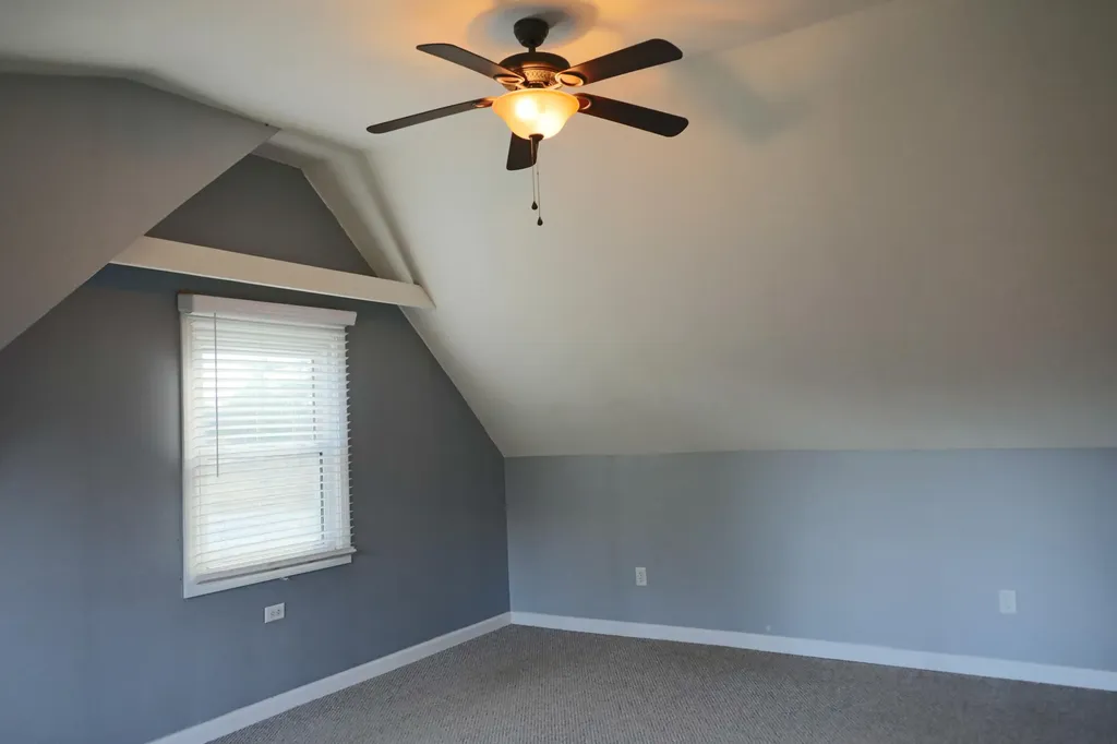 638 Main Road Eddington ME 04428