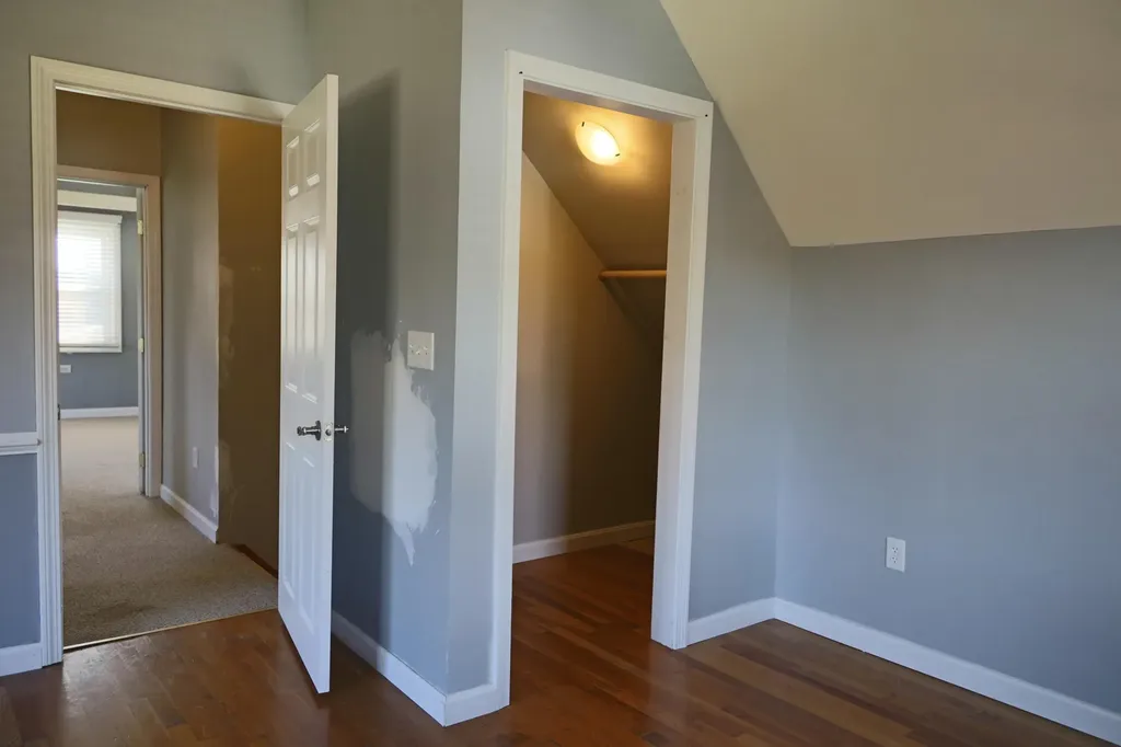 638 Main Road Eddington ME 04428