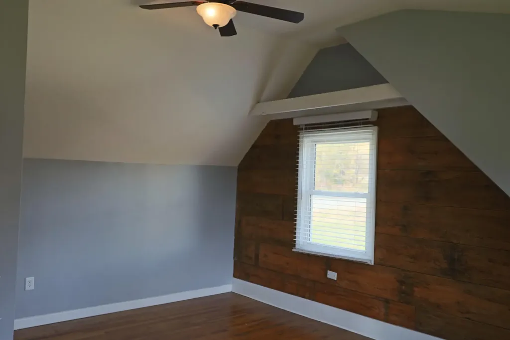 638 Main Road Eddington ME 04428
