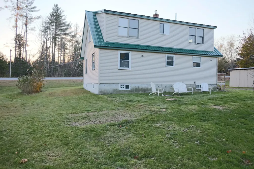 638 Main Road Eddington ME 04428