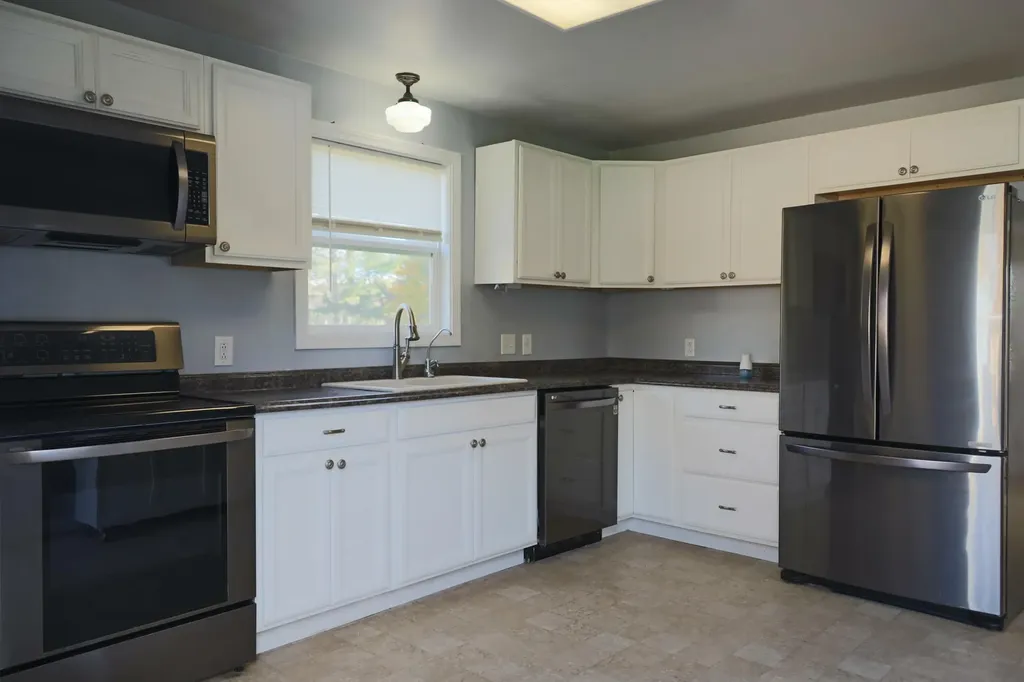 638 Main Road Eddington ME 04428