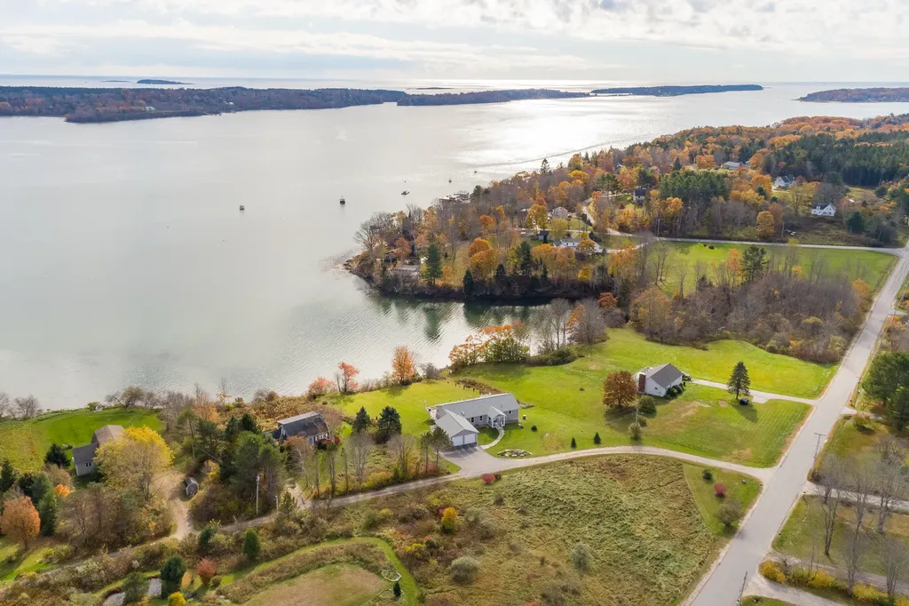 197 Allen Point Road Harpswell ME 04079