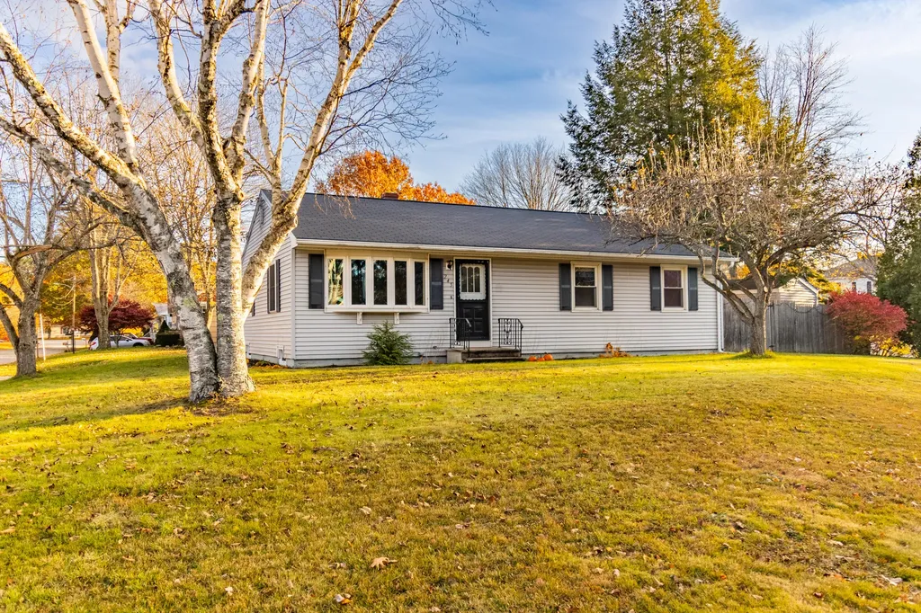 245 Pond Road Lewiston ME 04240