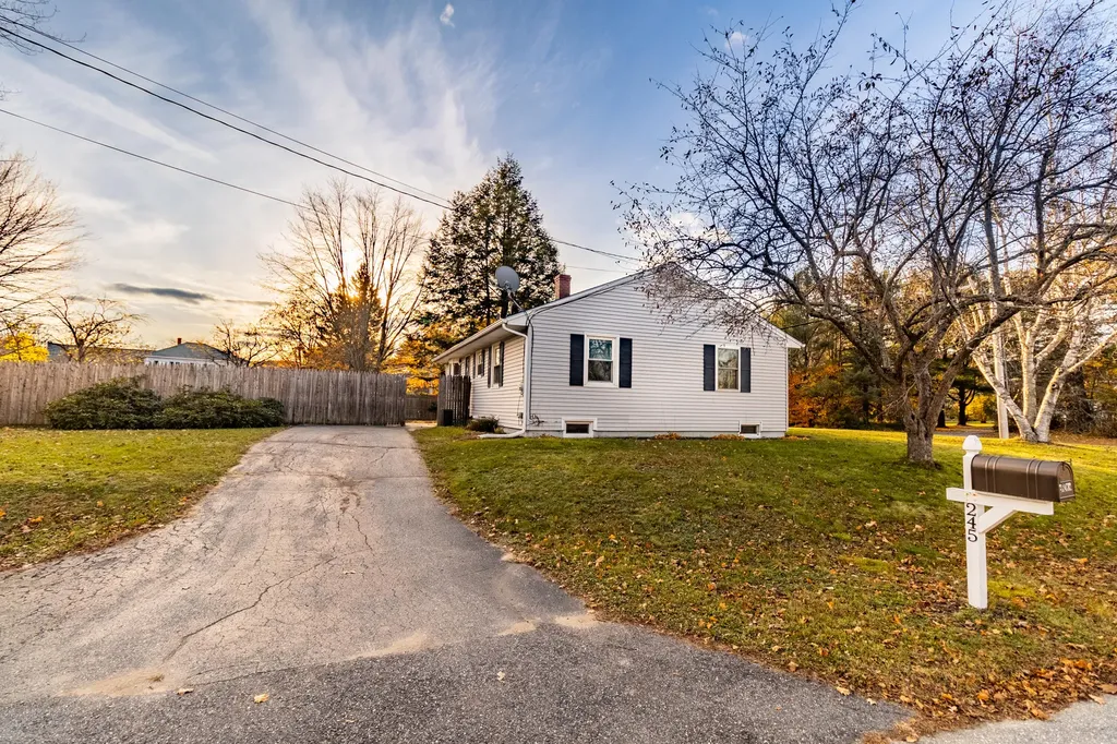 245 Pond Road Lewiston ME 04240