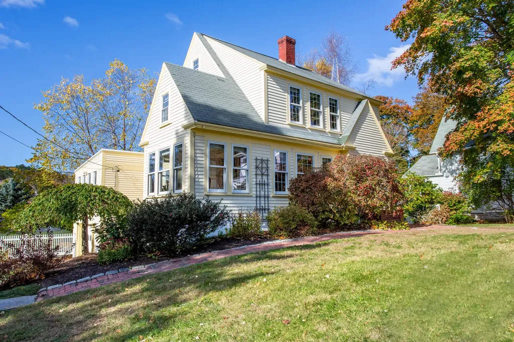 14 School Street Boothbay Harbor ME 04538
