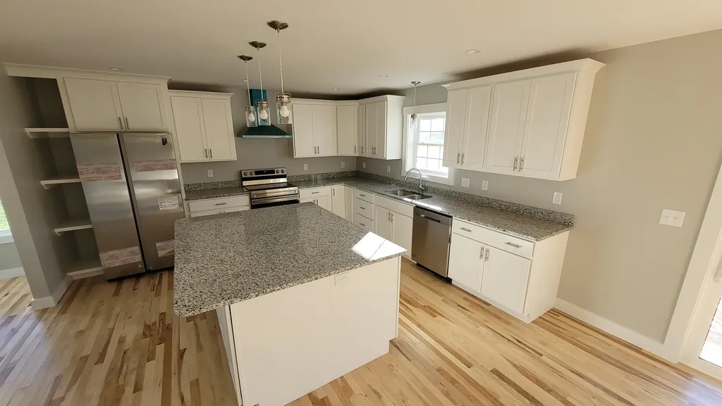 18 Boxwood Lane Hermon ME 04401