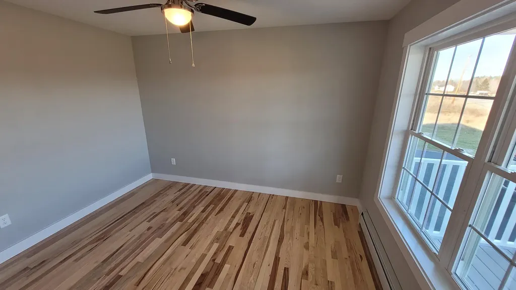 18 Boxwood Lane Hermon ME 04401