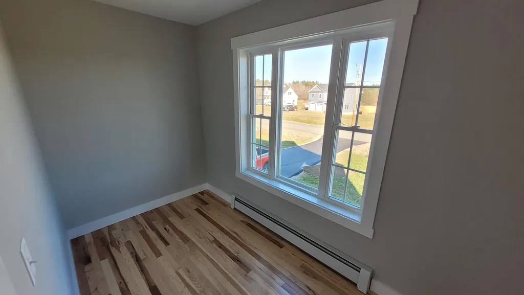 18 Boxwood Lane Hermon ME 04401