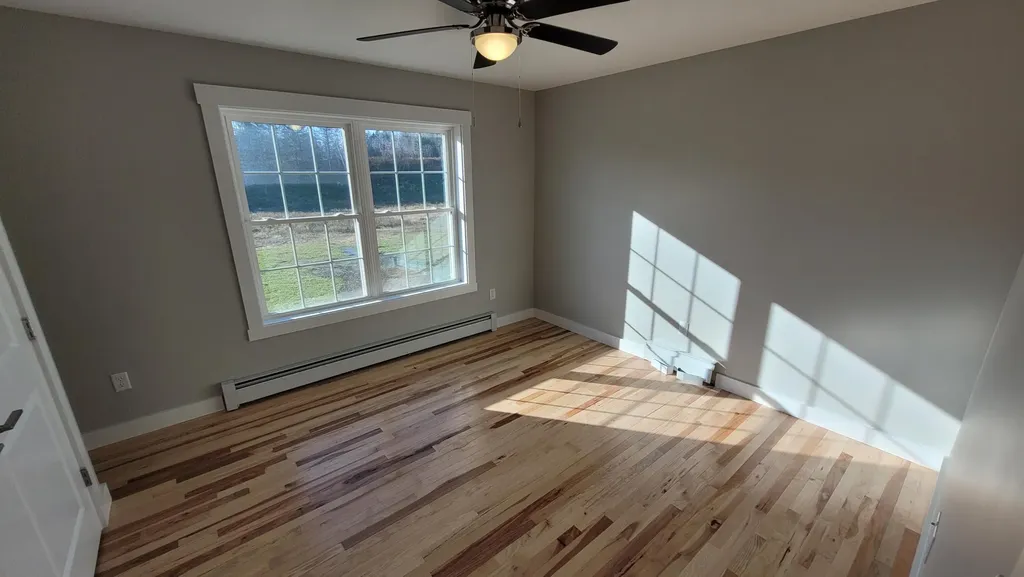 18 Boxwood Lane Hermon ME 04401
