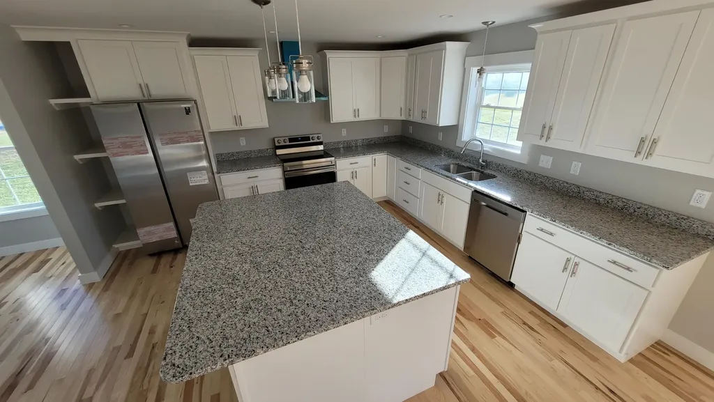 18 Boxwood Lane Hermon ME 04401