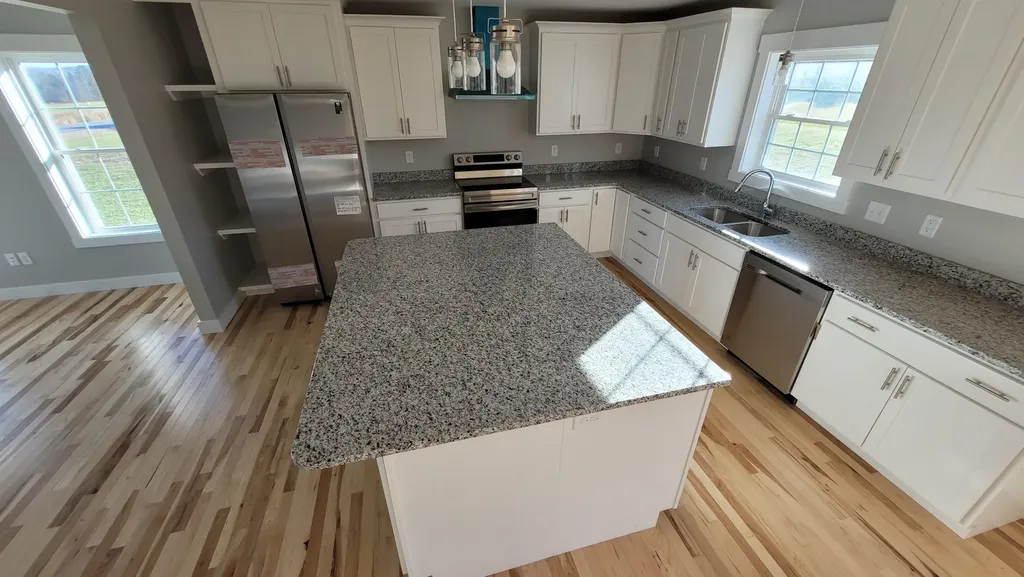 18 Boxwood Lane Hermon ME 04401