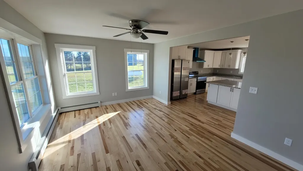 18 Boxwood Lane Hermon ME 04401