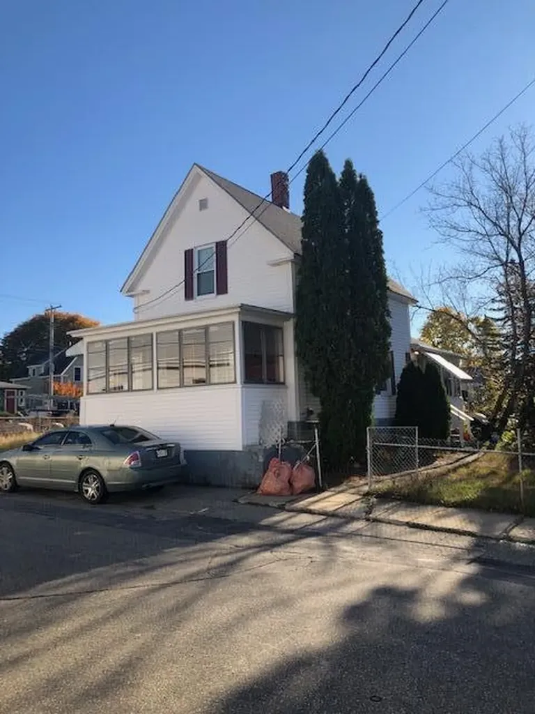 31 Thompson Street Sanford ME 04073