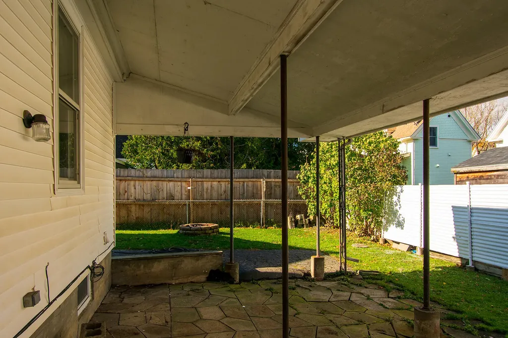 52 Crescent Street Rockland ME 04841