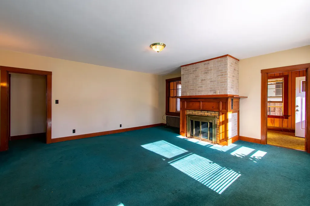 52 Crescent Street Rockland ME 04841