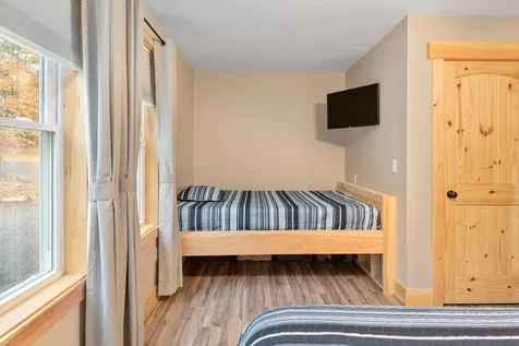 10 Four Seasons Lane Windham ME 04062