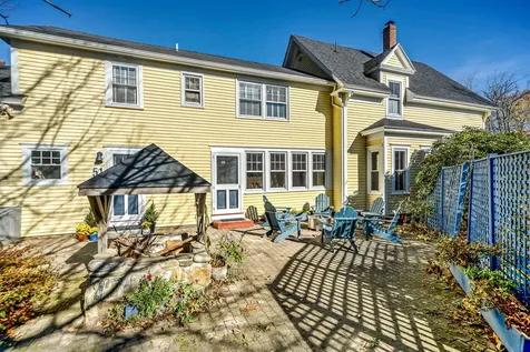 51 Bridge Street Topsham ME 04086