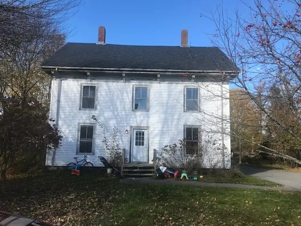 11 North Street Machias ME 04654
