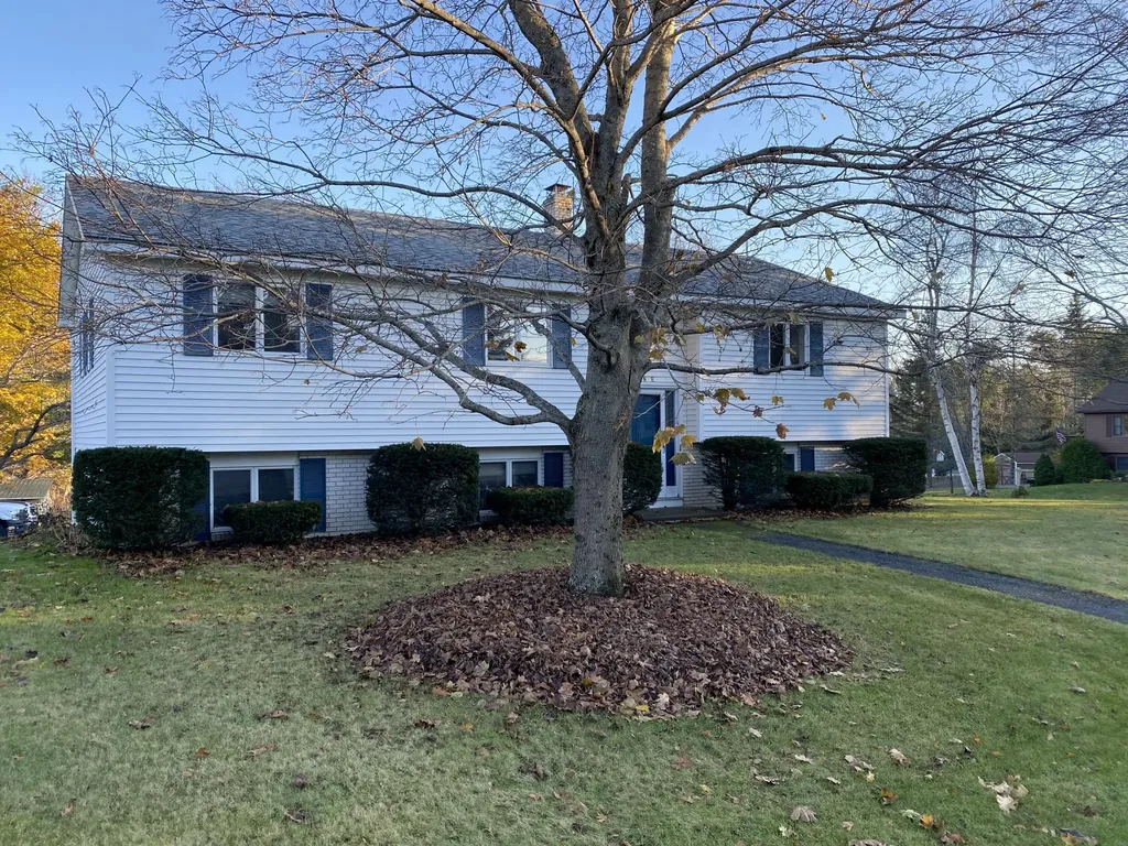 1 Hillside Drive Hampden ME 04444