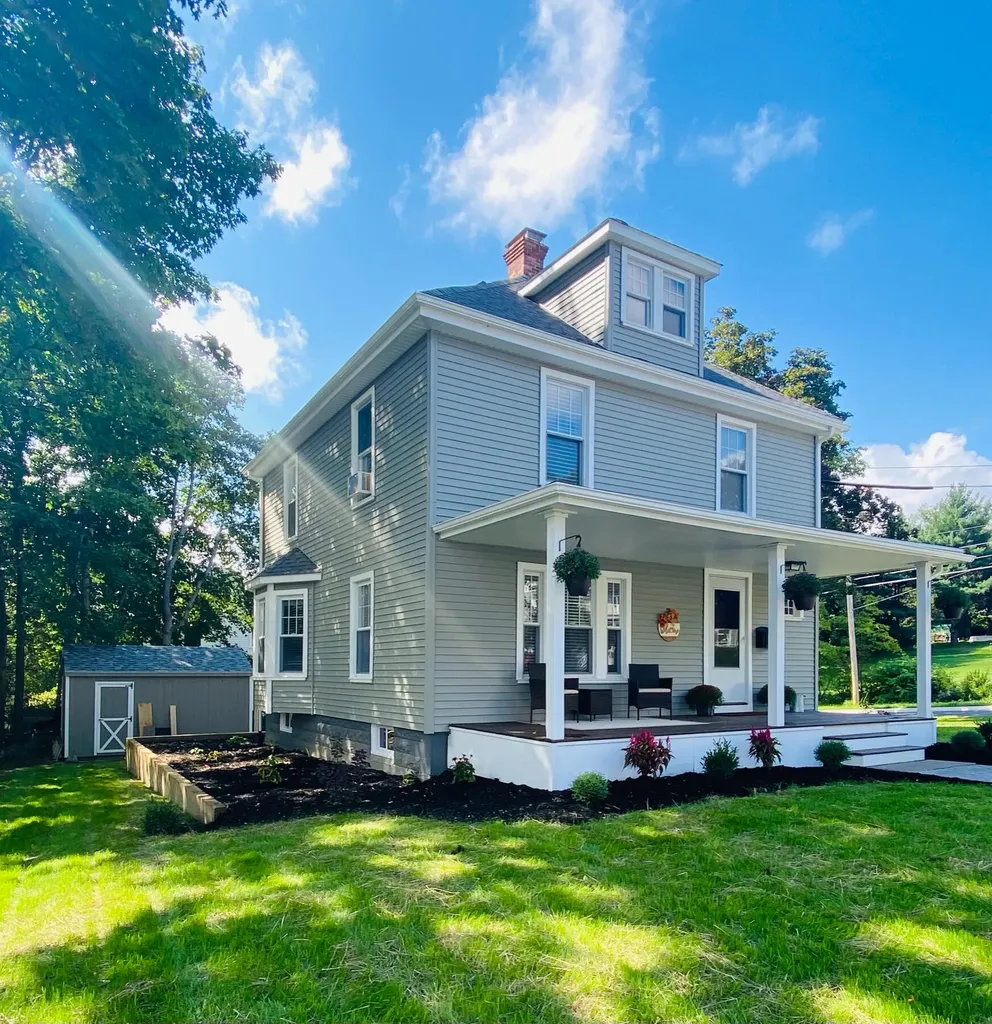 64 Fountain Street Bangor ME 04401