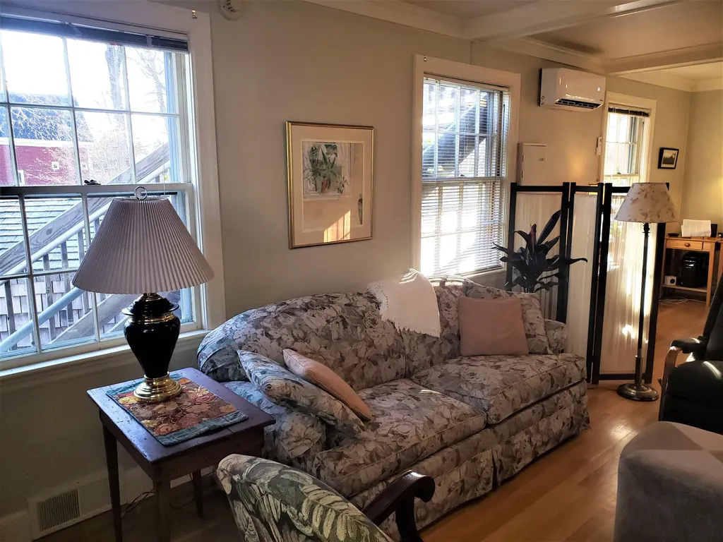 219 High Street Farmington ME 04938