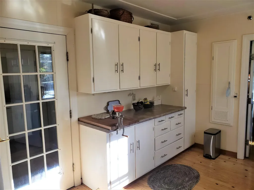 219 High Street Farmington ME 04938