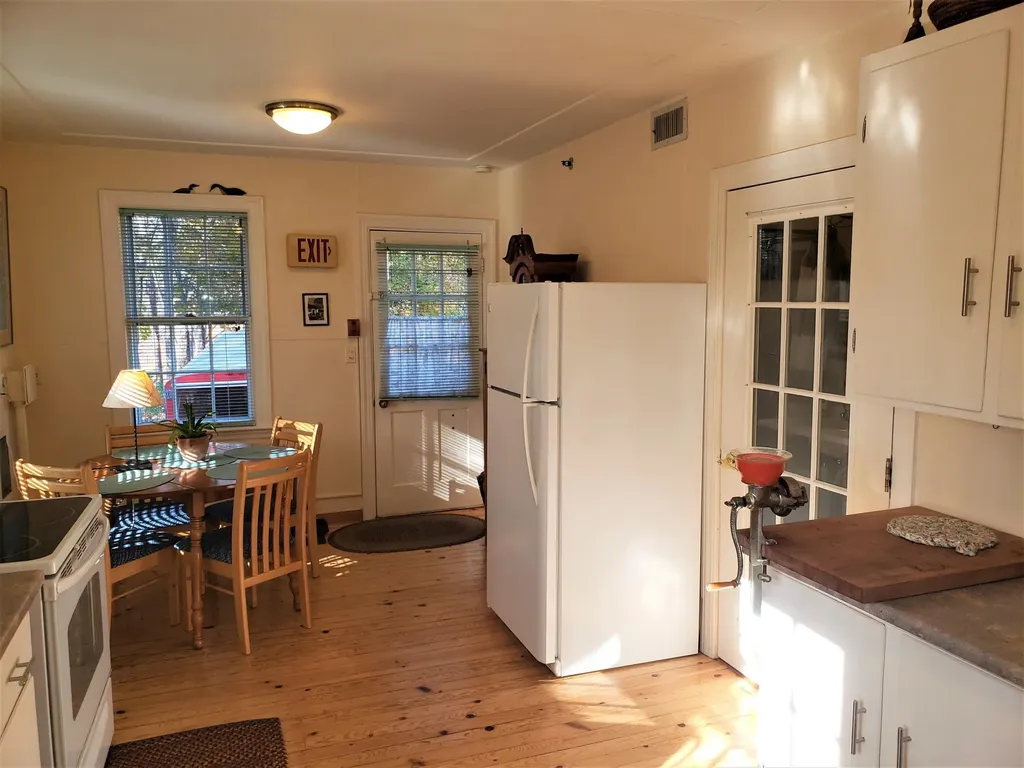 219 High Street Farmington ME 04938