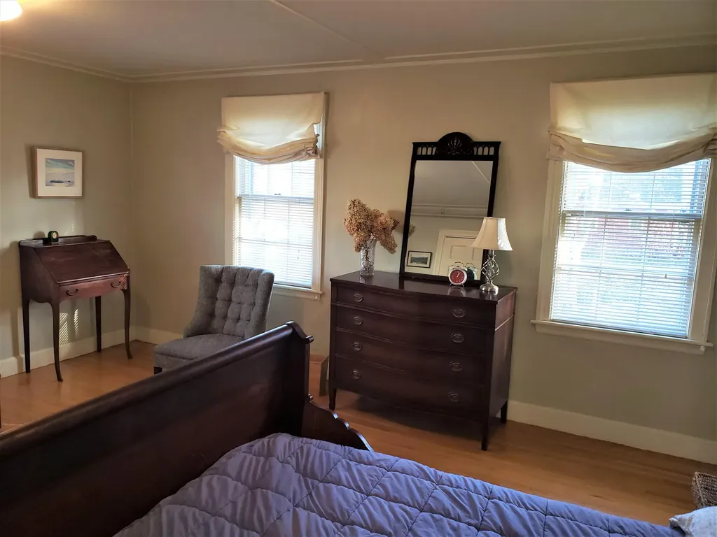 219 High Street Farmington ME 04938