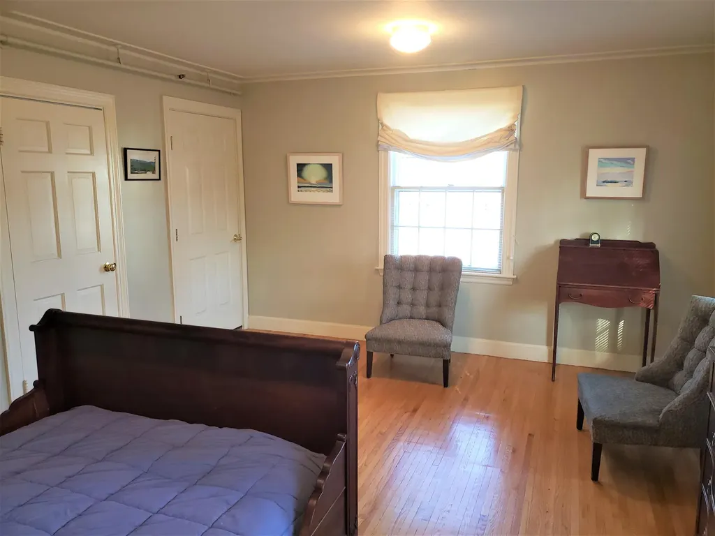 219 High Street Farmington ME 04938