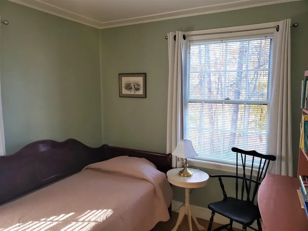 219 High Street Farmington ME 04938