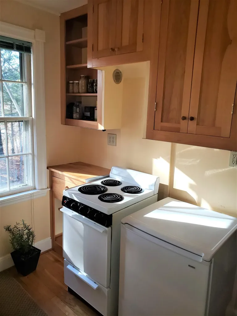 219 High Street Farmington ME 04938