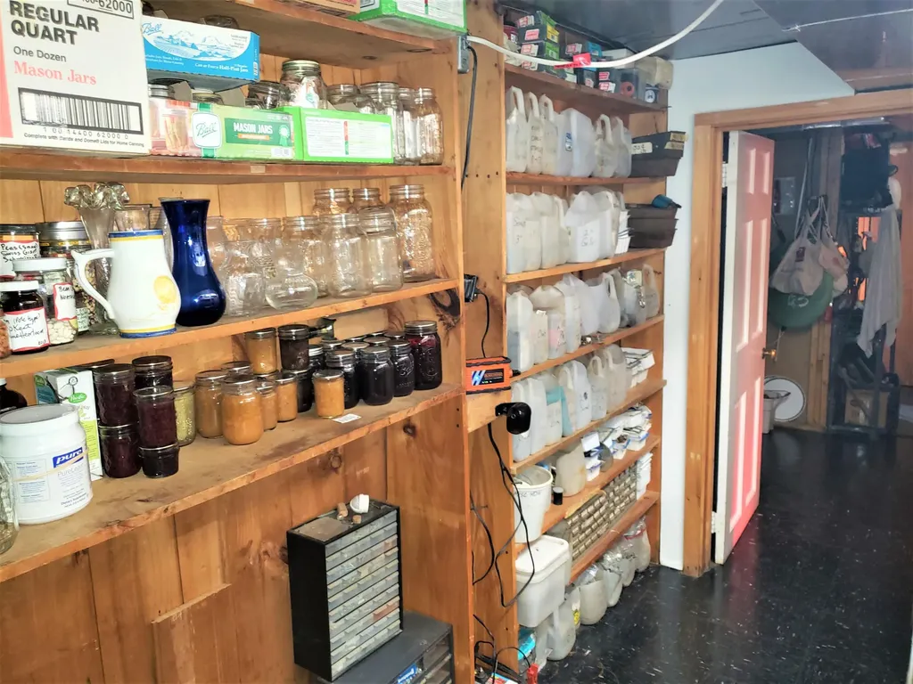 219 High Street Farmington ME 04938