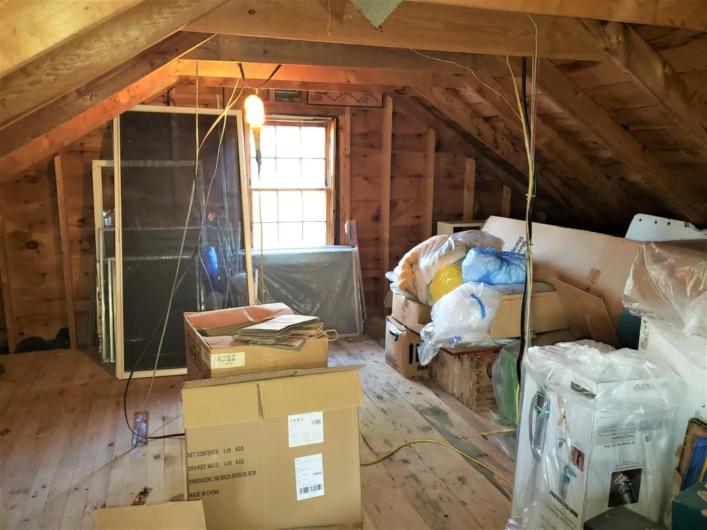 219 High Street Farmington ME 04938