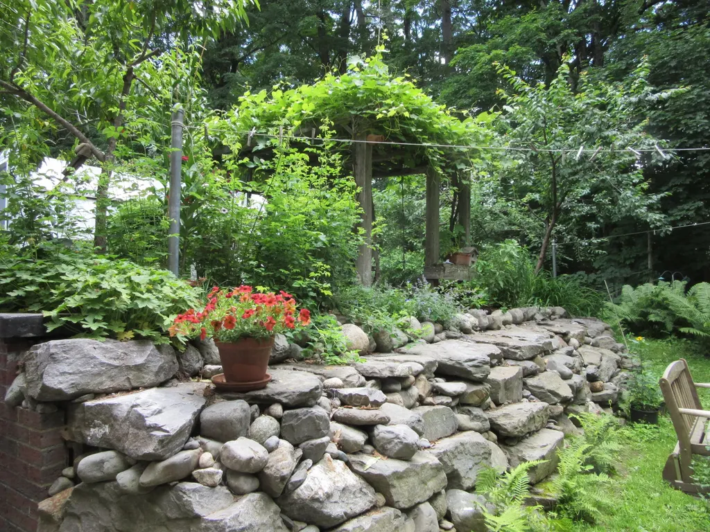 219 High Street Farmington ME 04938