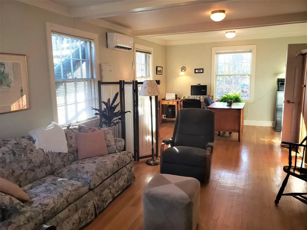 219 High Street Farmington ME 04938
