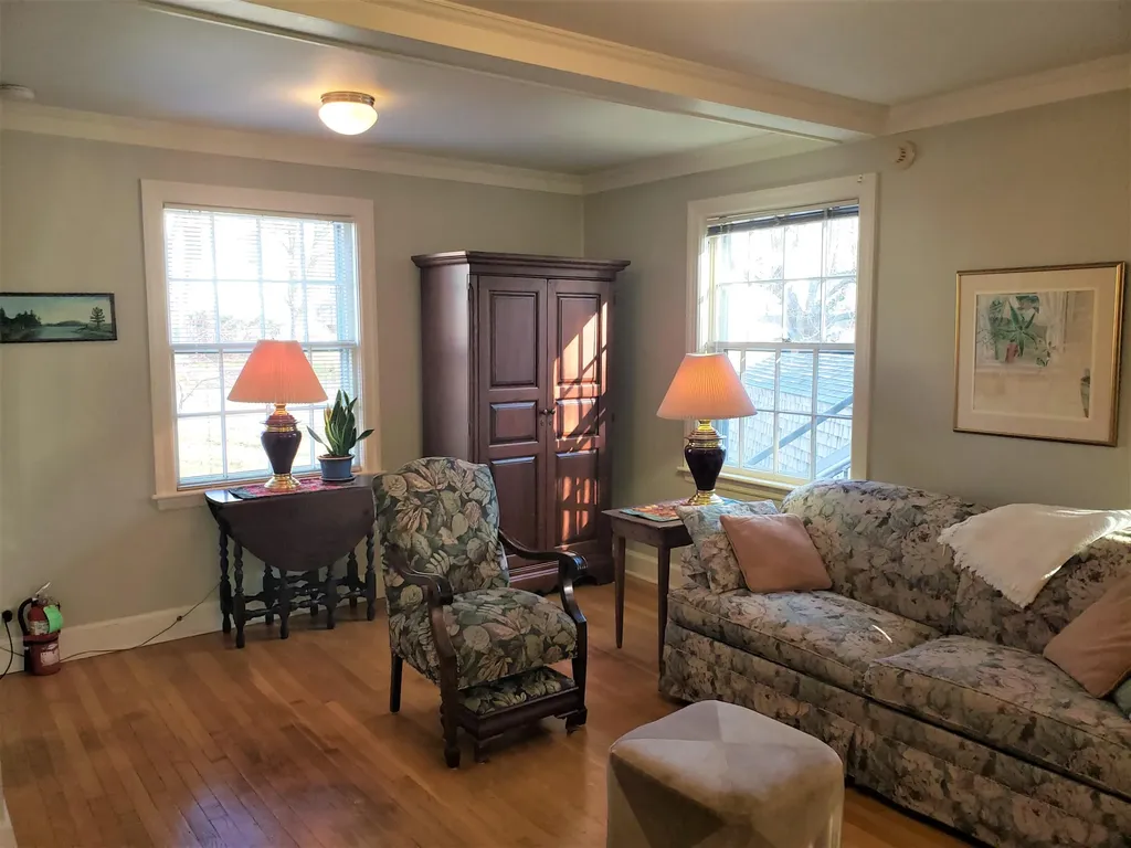 219 High Street Farmington ME 04938