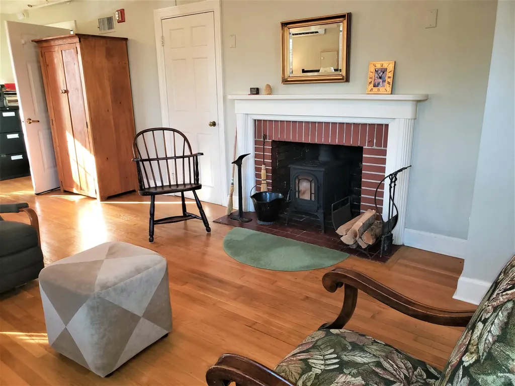 219 High Street Farmington ME 04938