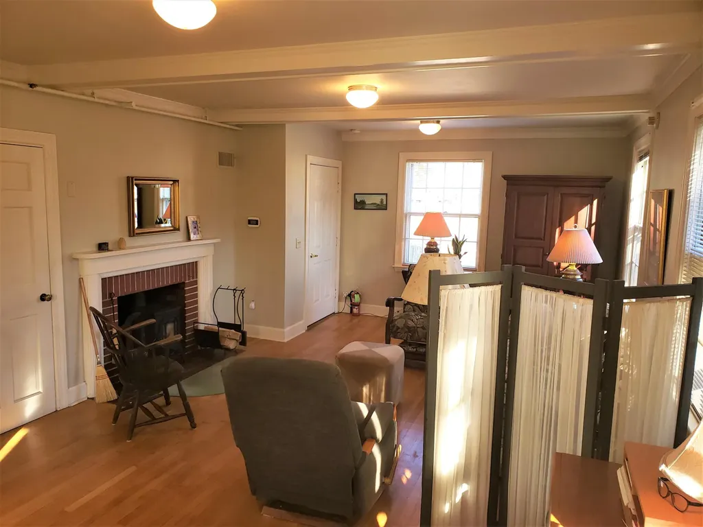 219 High Street Farmington ME 04938