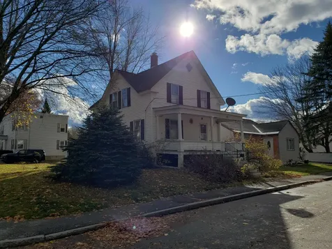 35 Sylvan Avenue Lewiston ME 04240