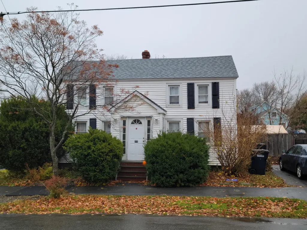 203 Grove Street Bangor ME 04401