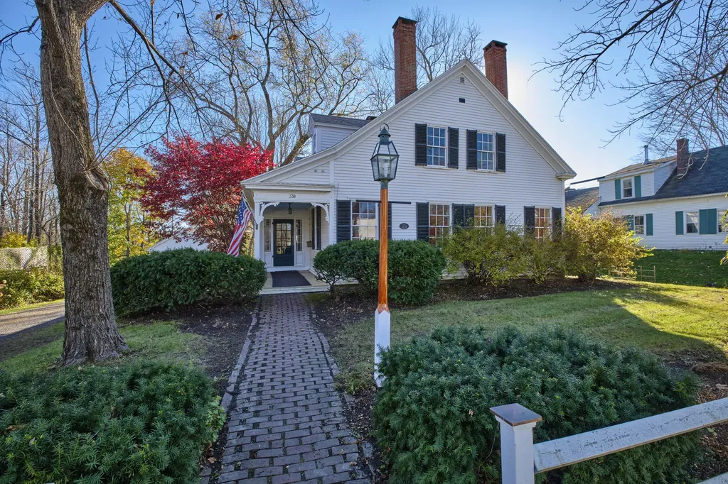 338 Main Street Thomaston ME 04861