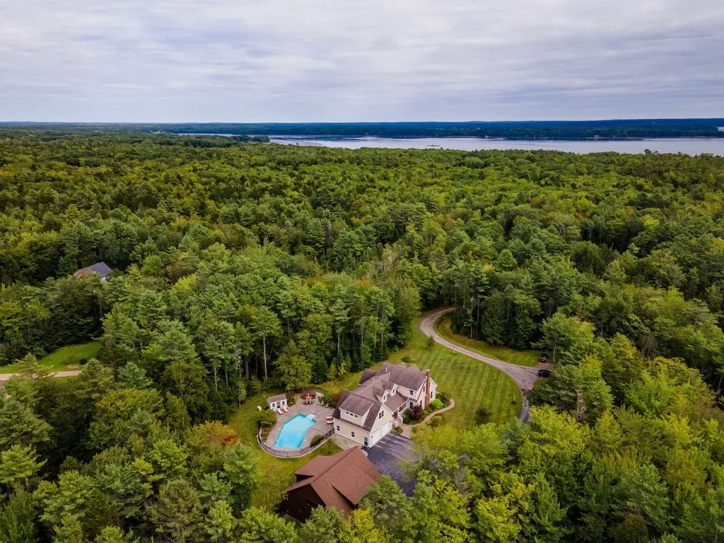 49 Fiddlehead Lane Freeport ME 04032