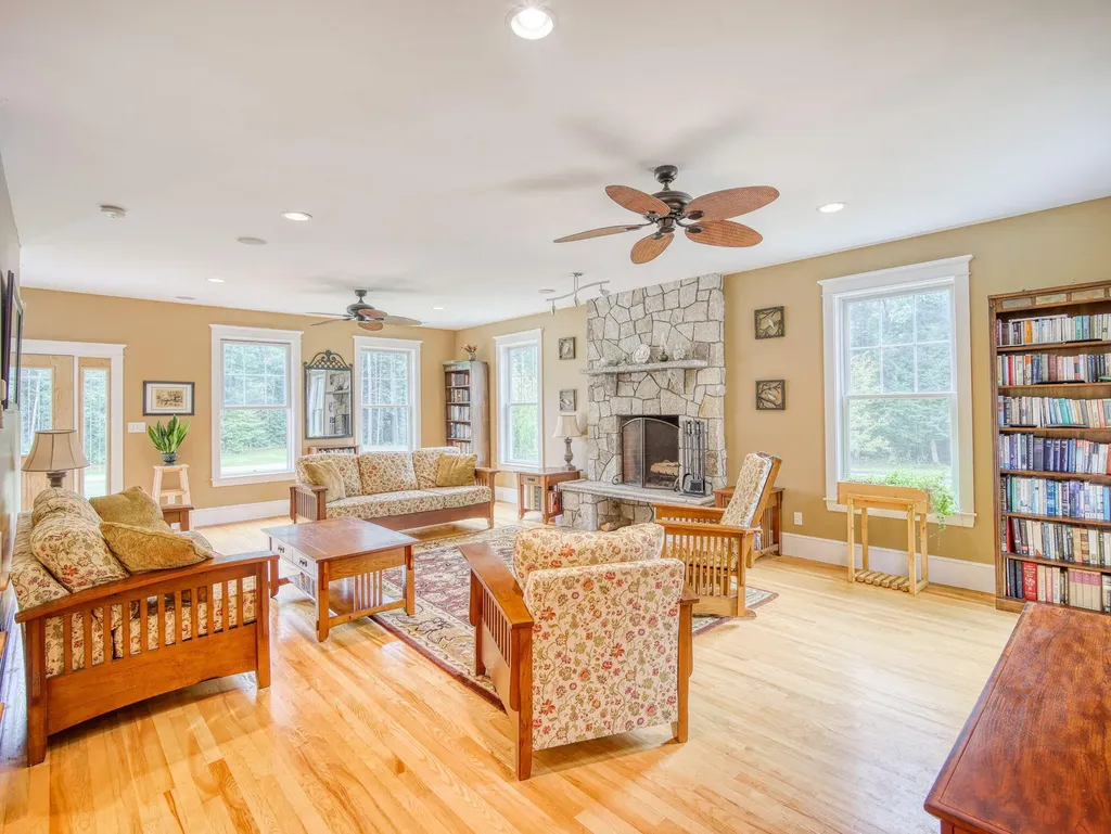 49 Fiddlehead Lane Freeport ME 04032