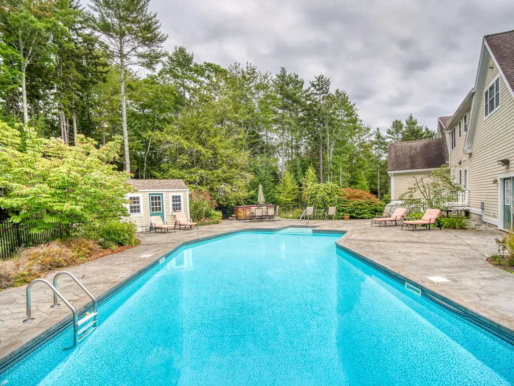 49 Fiddlehead Lane Freeport ME 04032